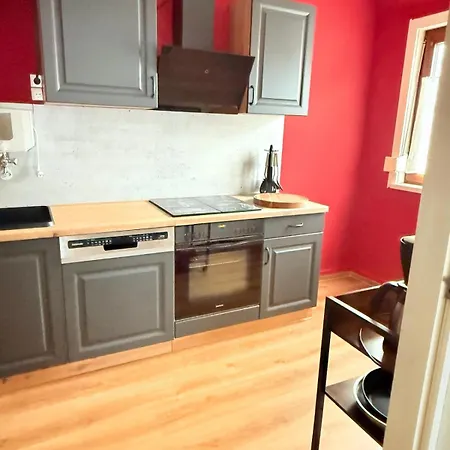 Seenah Apartment